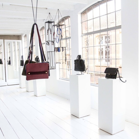 iPad bag! European brand Rose + Nine bag with multiple carry options. Like new! - Picture 2 of 13